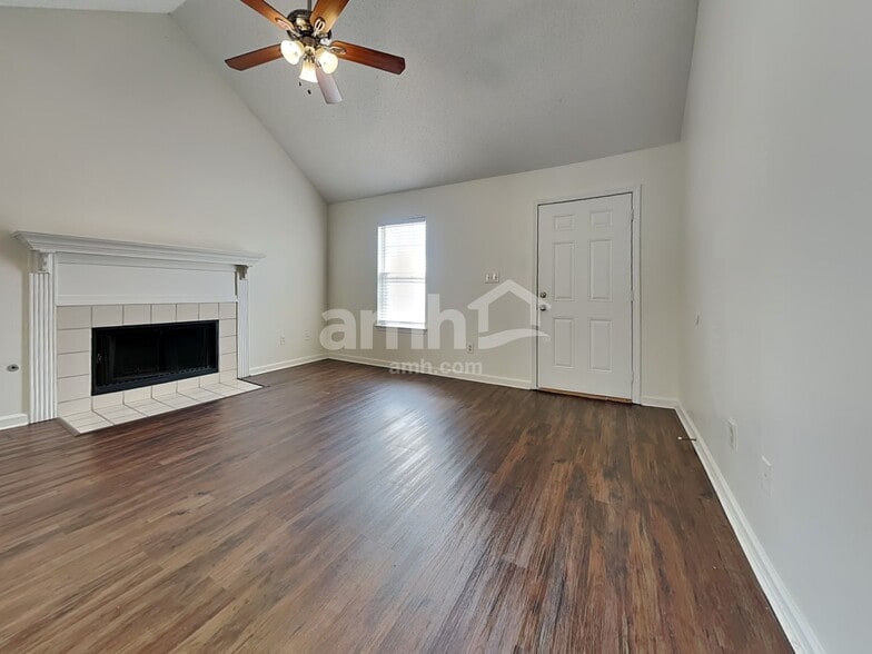 Building Photo - 4938 Copper Valley Dr E