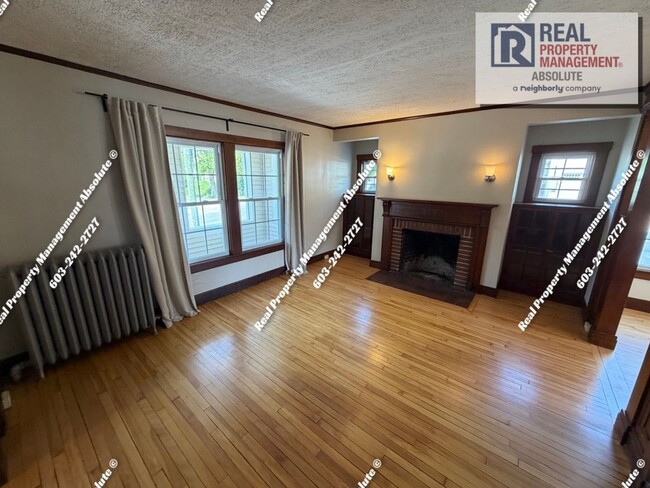 Building Photo - Bright & Updated 3-Bed in Manchester’s East Side