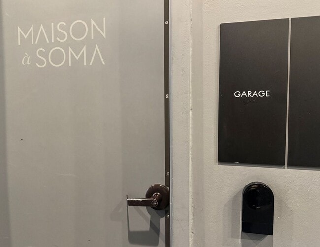 Building Photo - Maison à SOMA  |Secured Smart Access. Mode...