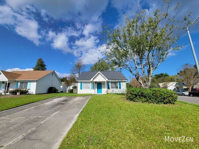 Building Photo - 809 Antler Dr