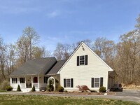 Building Photo - 123 Tom Wheeler Rd