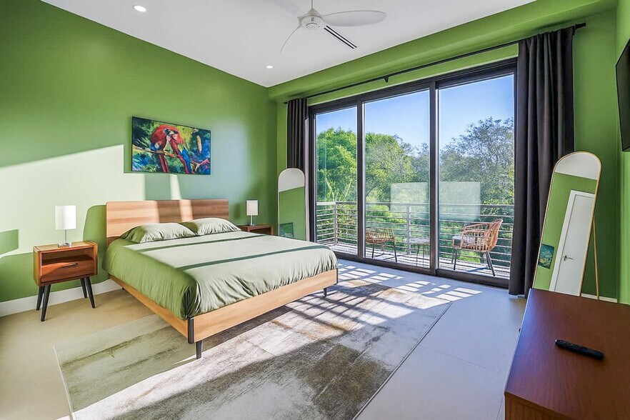 Building Photo - 1812 Miami Rd