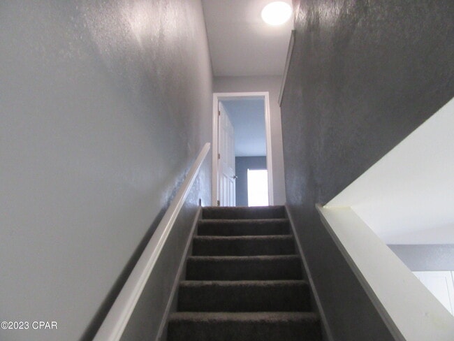 Building Photo - 134 Parker Village Cir