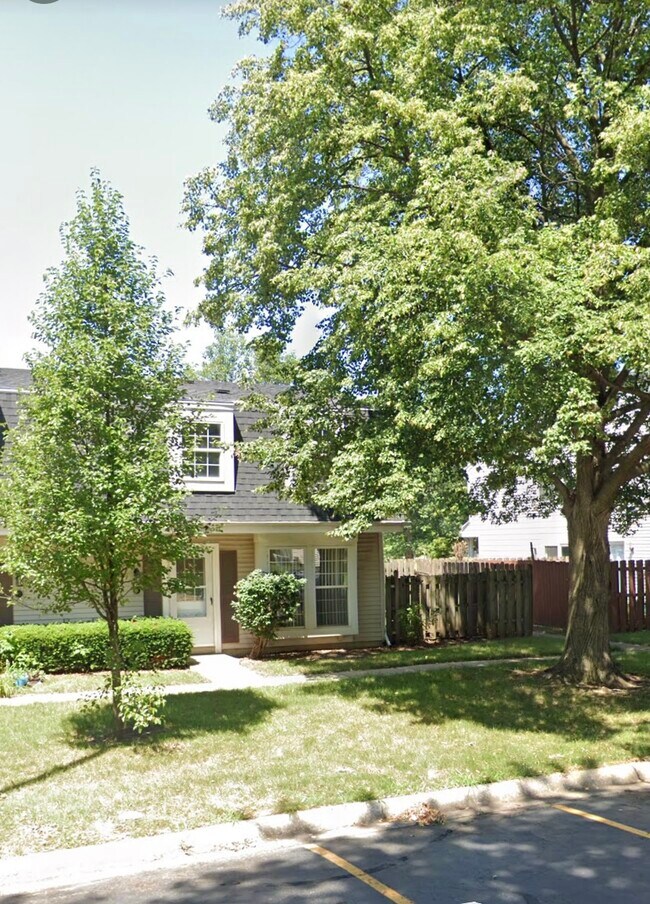 6 Fernwood Dr 6 Fernwood Dr Bolingbrook IL 60440 Apartment Finder