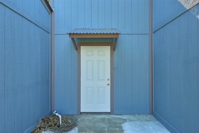 Building Photo - 26 Harbour Row Dr