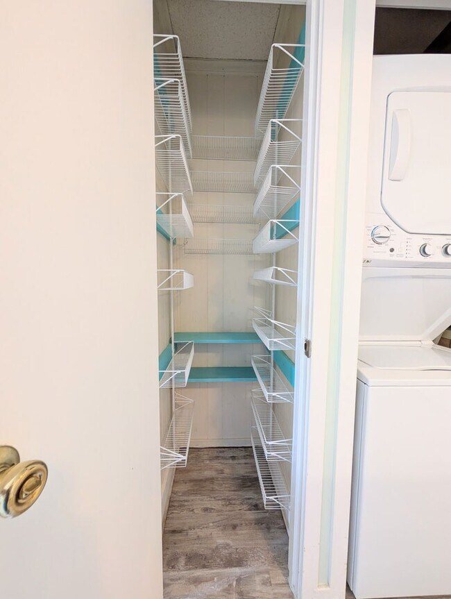 Building Photo - Dreamy Little River Condo — Furnished, Elevator Access, Pool & Marina Nearby!