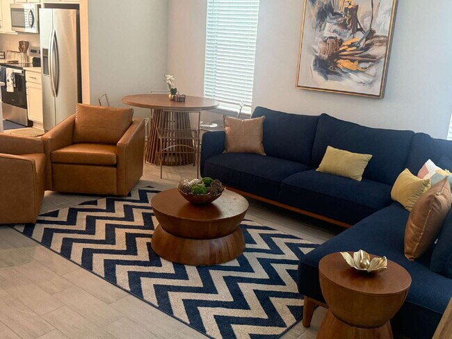 Building Photo - Modern 2-Bedroom Townhome with Garage Park...