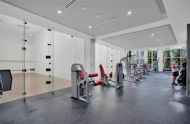 Fitness Center - 901 Brickell Key Blvd