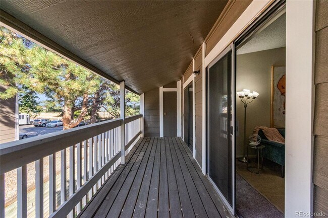 Building Photo - 3 Bed 2 Bath Updated Unit in Robinwood