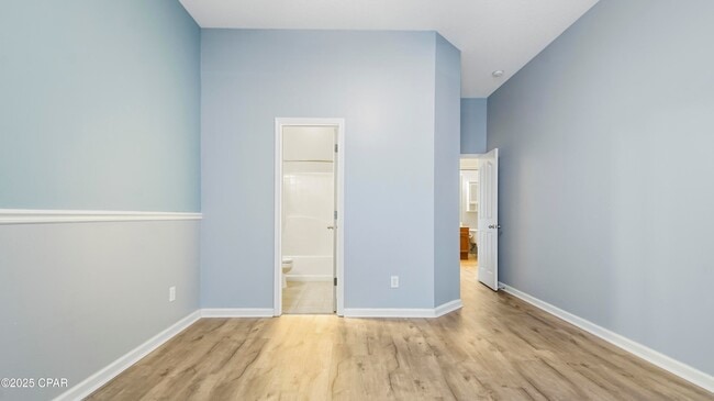 Building Photo - 103 Amherst Way
