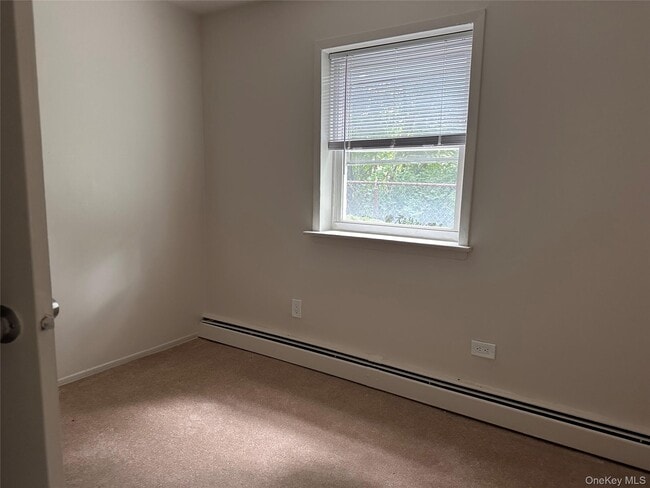 Building Photo - 400 N Corona Ave