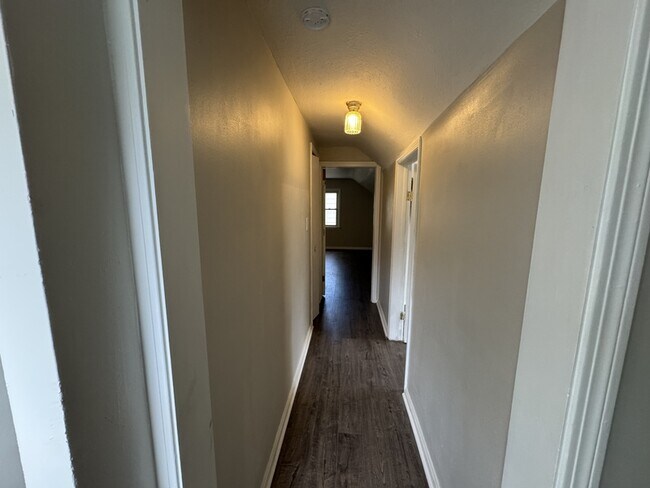 Building Photo - 18801 Invermere Ave