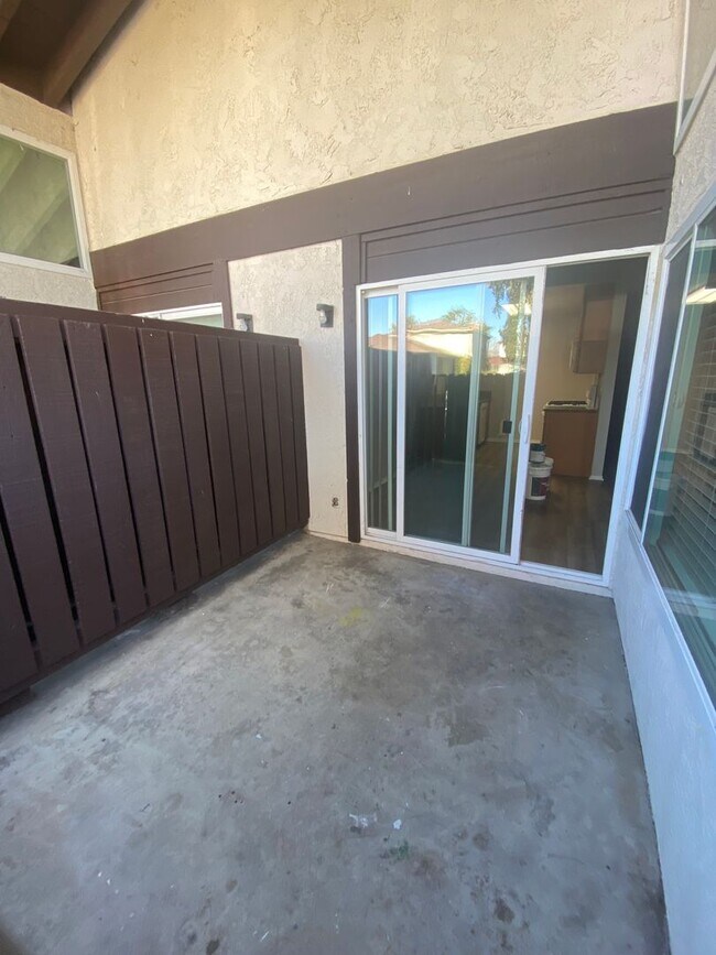 Building Photo - 2638 Phipps Ave