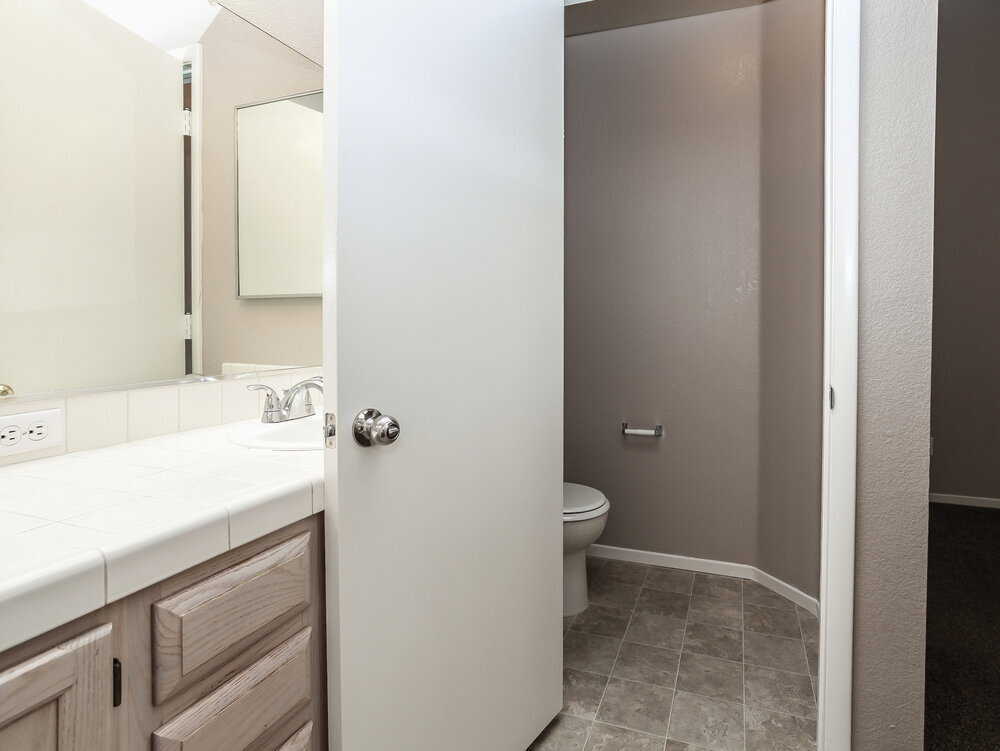 Building Photo - 265 Prairie Rose St