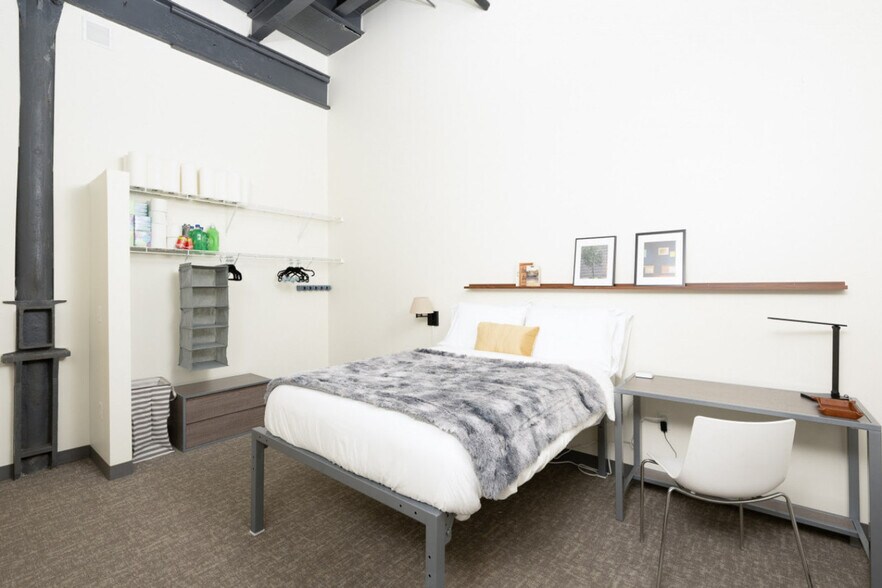 Building Photo - 1125 N 9th St