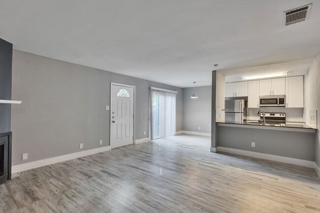 Building Photo - 4721 Blueberry Trail