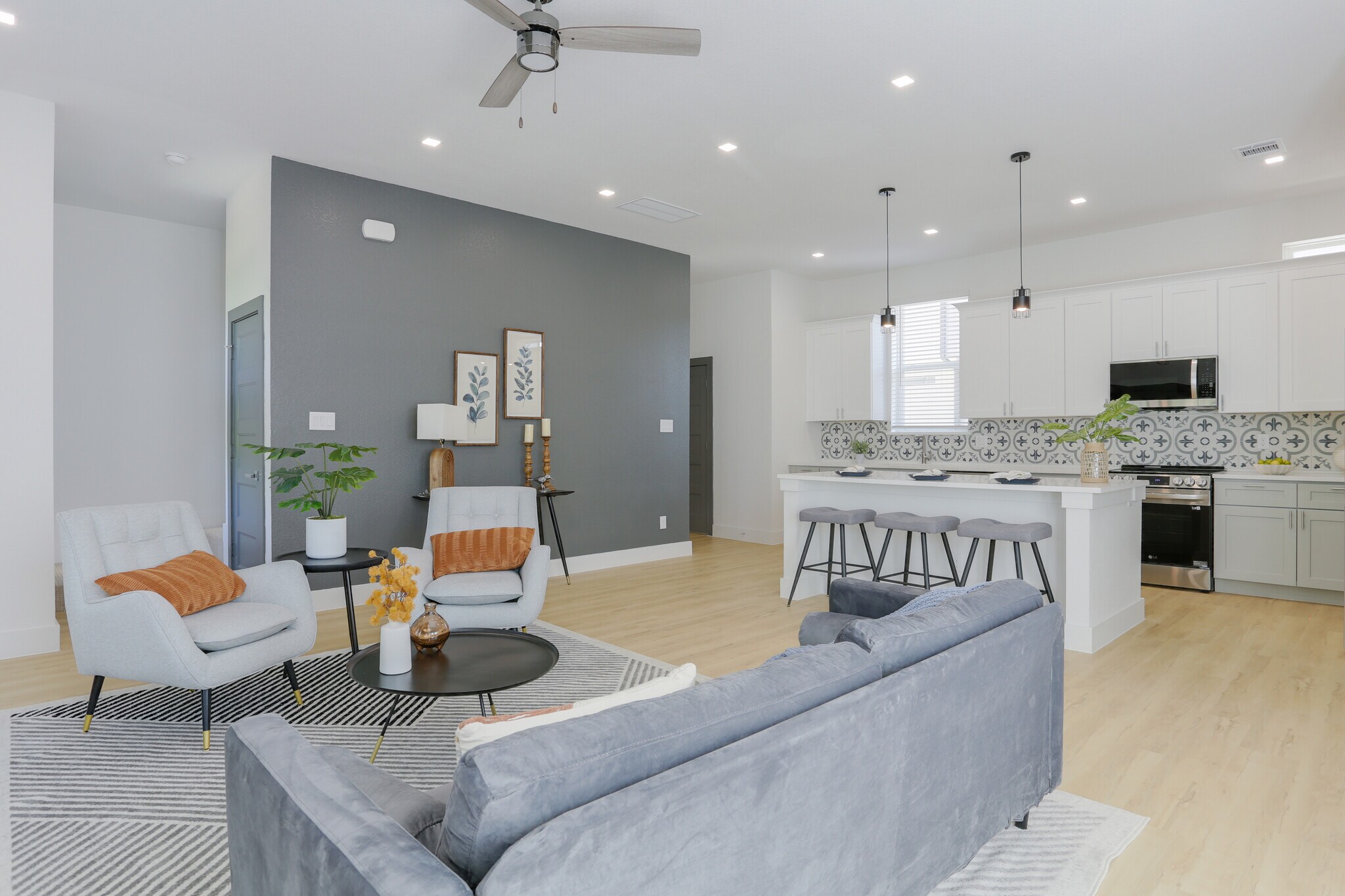 Building Photo - 2805 Weisenberger St