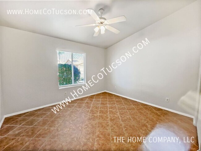 Building Photo - 9232 E Big Sky Ln