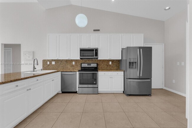 Building Photo - 10635 NW 54th St