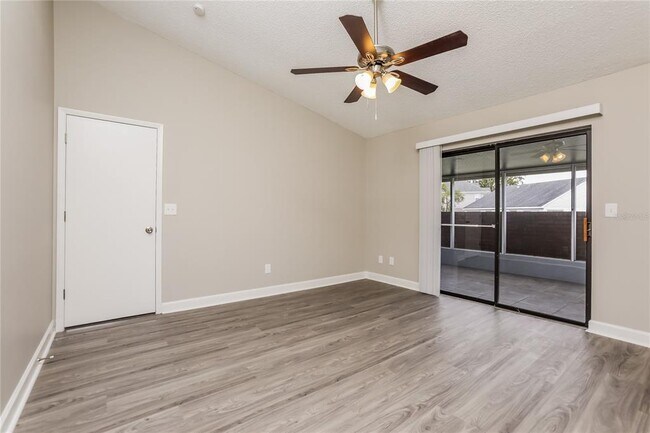 Building Photo - 616 Charing Cross Ct