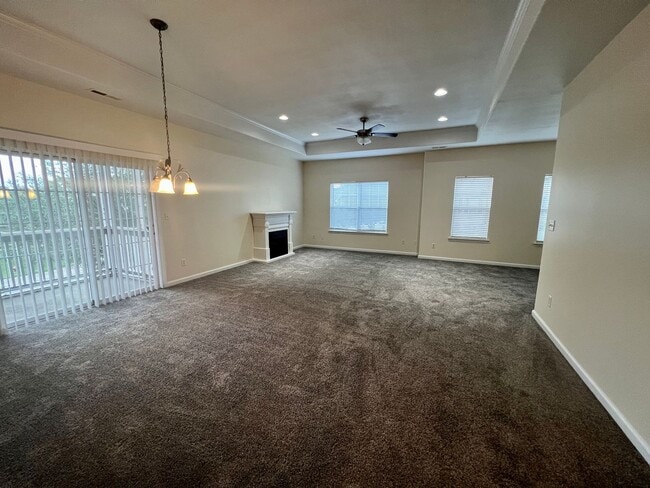 Building Photo - Available Now! 2nd Story, 3 Bed, 2.5 Bath ...