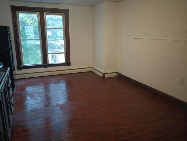 Building Photo - 16-18 Orchard Street