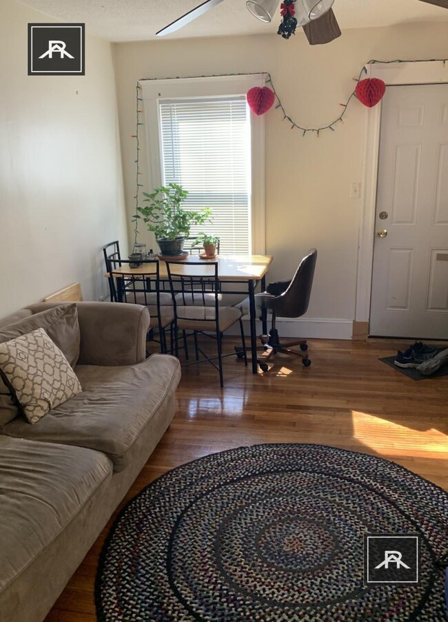 Building Photo - 2 bedroom in Cambridge MA 02140