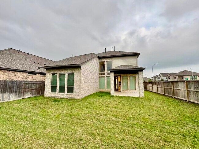 Building Photo - 10503 Shining Dawn Wy