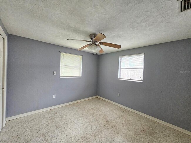 Building Photo - 1702 Aqua Ln
