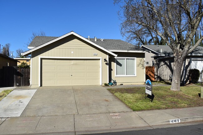 Primary Photo - Wonderful N. Vacaville location!