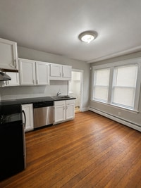 Building Photo - 37-39 Pembroke Ave