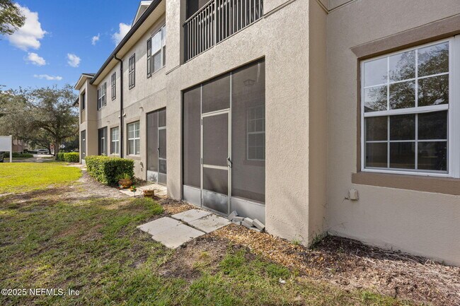 Building Photo - 12301 Kernan Forest Blvd