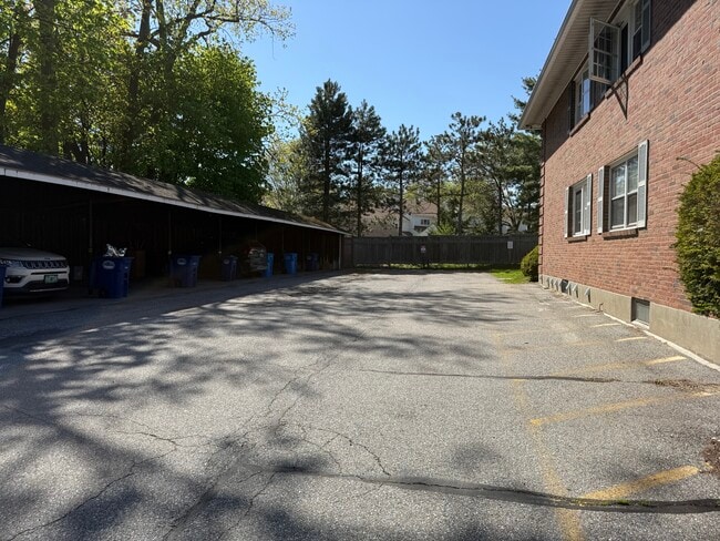 Building Photo - 499 S Prospect St