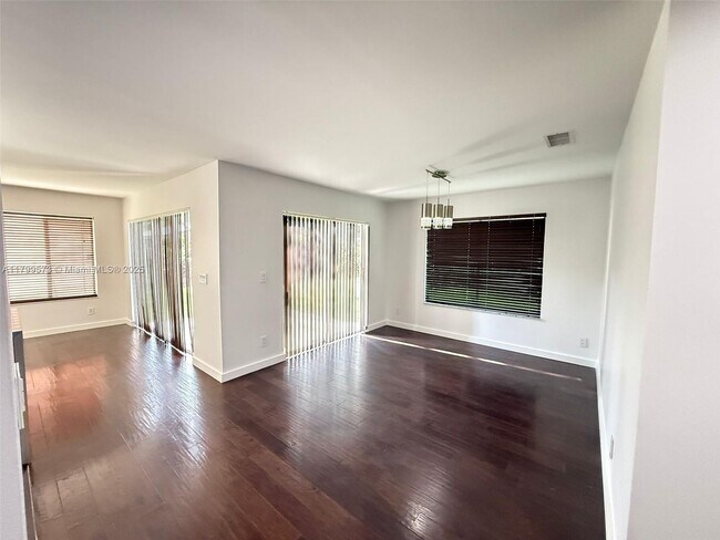 Building Photo - 1696 SW 109th Terrace