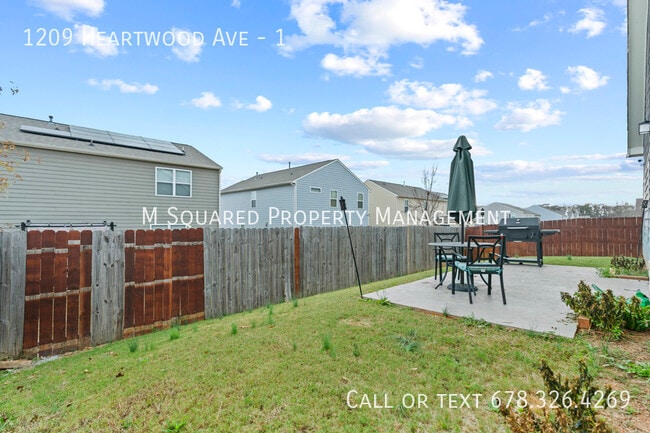 Building Photo - 1209 Heartwood Ave