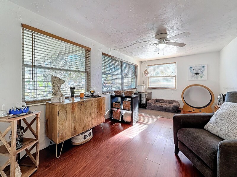 Building Photo - 3501 Beechwood Terrace