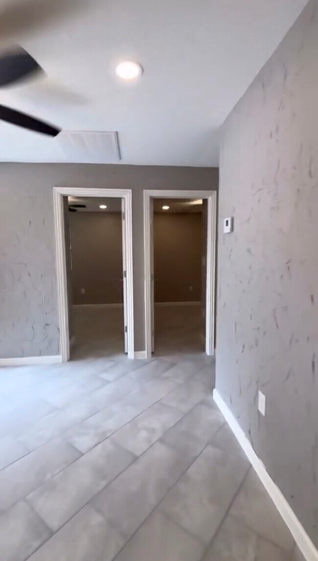 Building Photo - 204 Forrest Trail