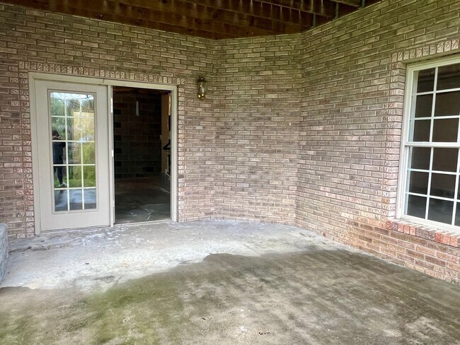 Building Photo - 1212 Ridgewood Ct