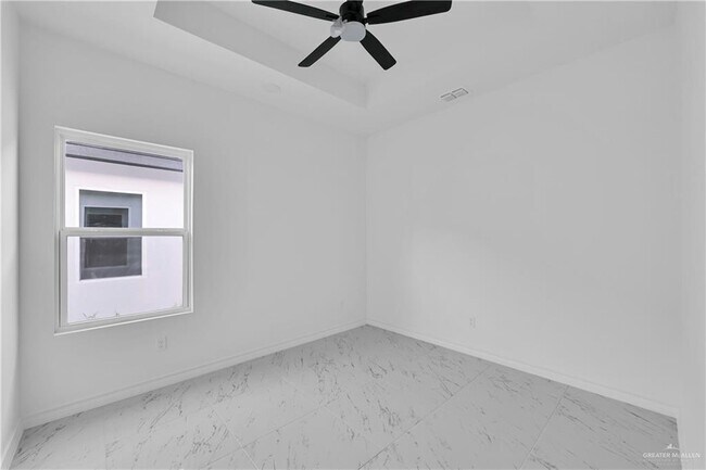Building Photo - 11403 N 24th St