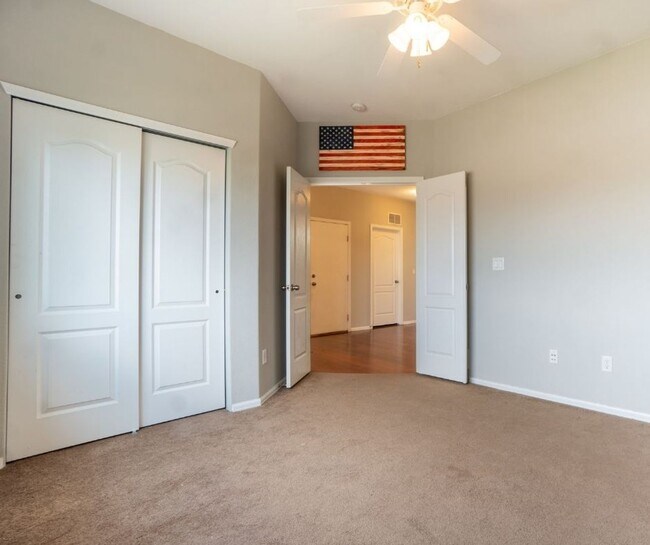 Building Photo - Move in ready home on Kettle Drum