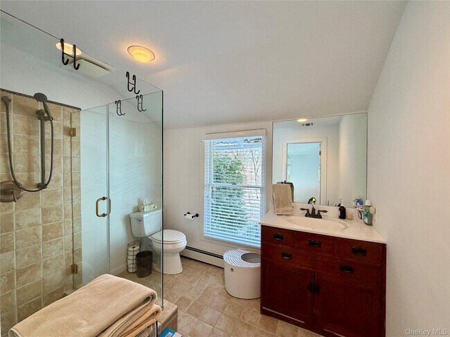 Building Photo - 109 14th Ave