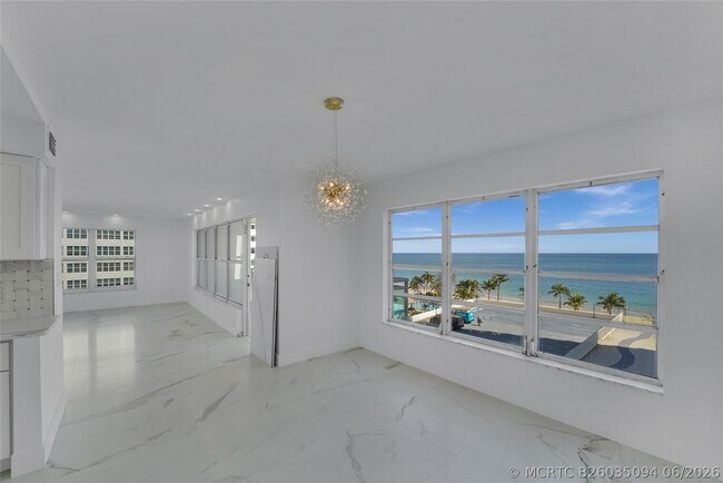 Building Photo - 3900 Galt Ocean Dr