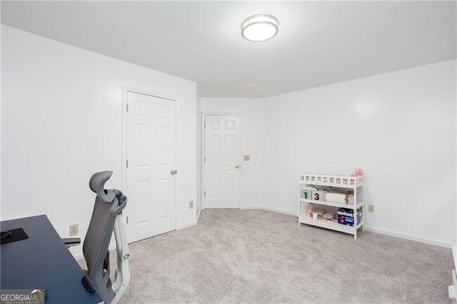 Building Photo - 58 Parkside Cir