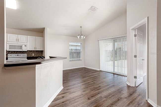 Building Photo - 4938 NW 20th Dr