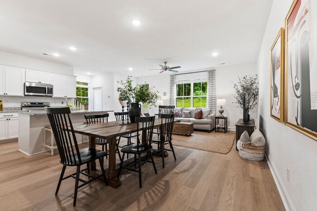 Building Photo - 3bd Marigold at Chapman Trace