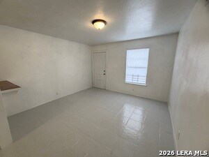 Building Photo - 115 Victor St