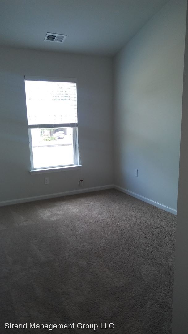 Building Photo - 3 br, 2.5 bath House - 1039 Tee Shot Drive...