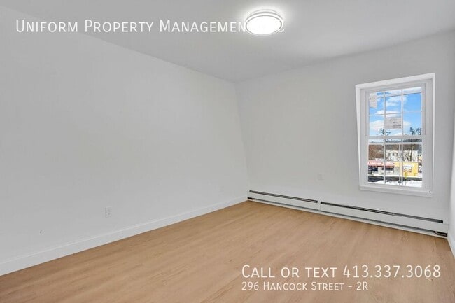 Building Photo - 296 Hancock St