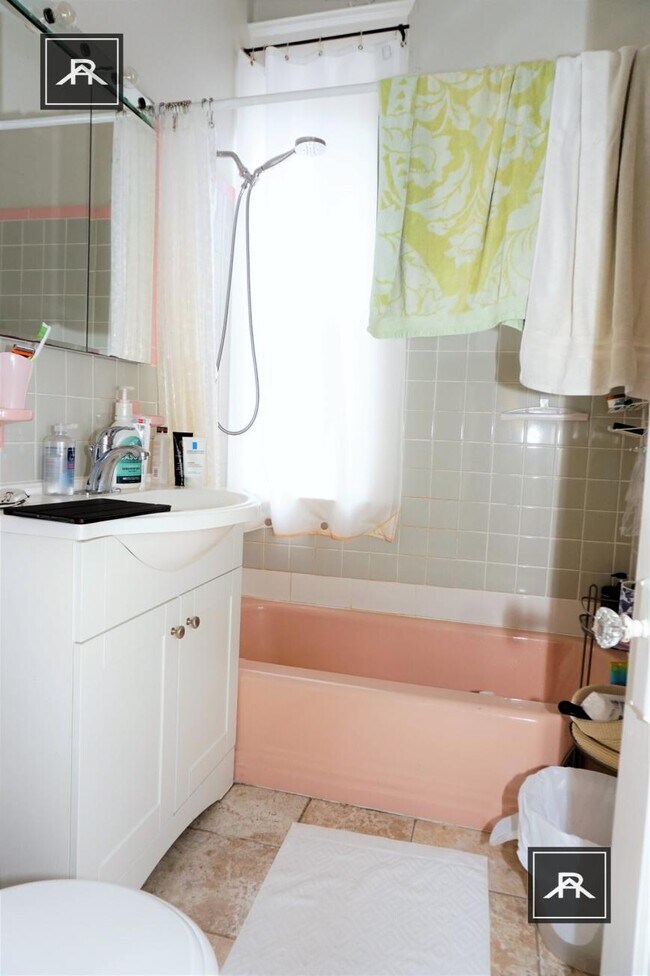 Building Photo - 1 bedroom in Brighton MA 02135