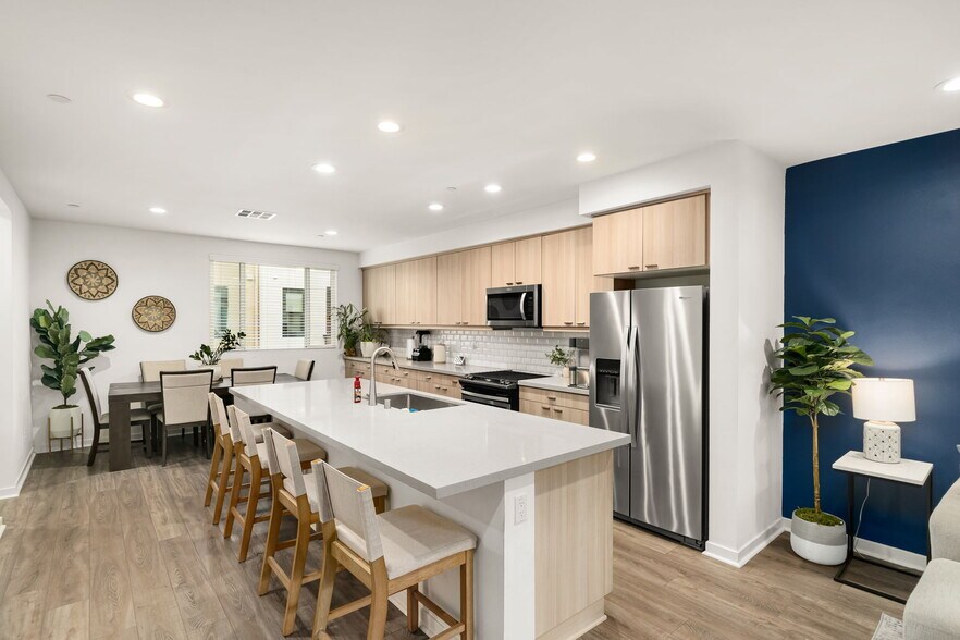 Building Photo - 2874 N Glassell St